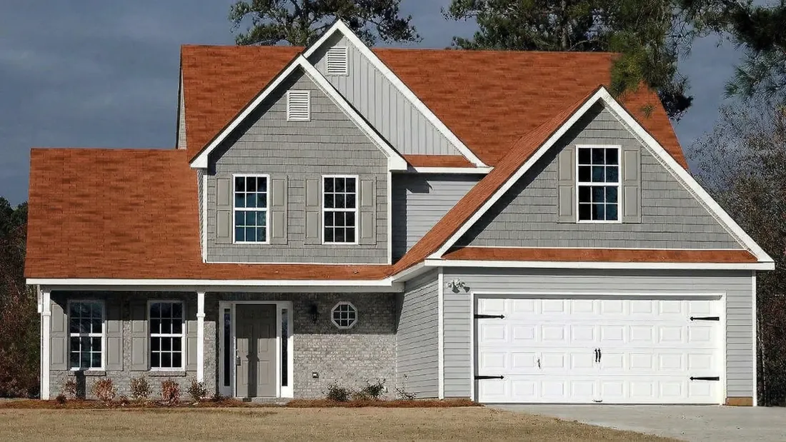 Freshly painted house exterior in Charleston