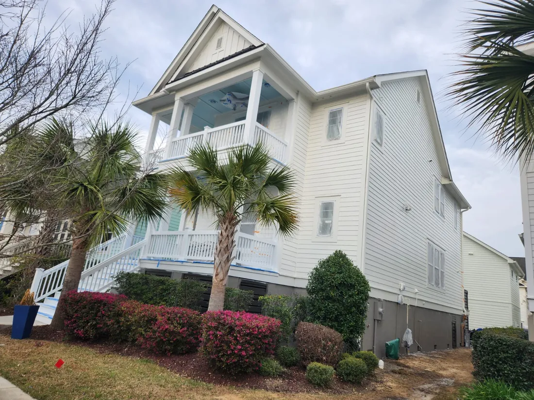 Exterior painting project in Charleston